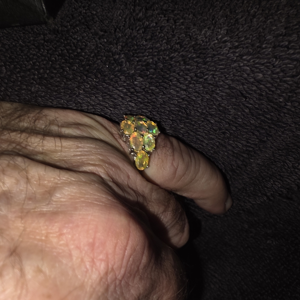 Vibrant Multi-Stone Ring Opals